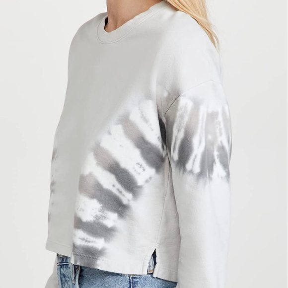 Beyond Yoga - Tie Dye Cropped Sweatshirt & Shorts - Picture 6 of 9